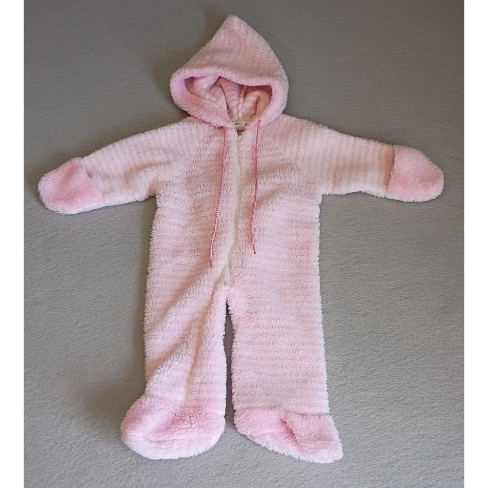 Vintage Universal Children's Wear Baby Girls Pink Sherpa Snowsuit‎ Hooded 0-6mo